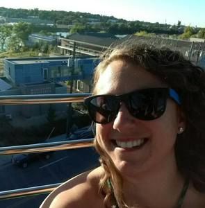 Meet your Posher, Abbie